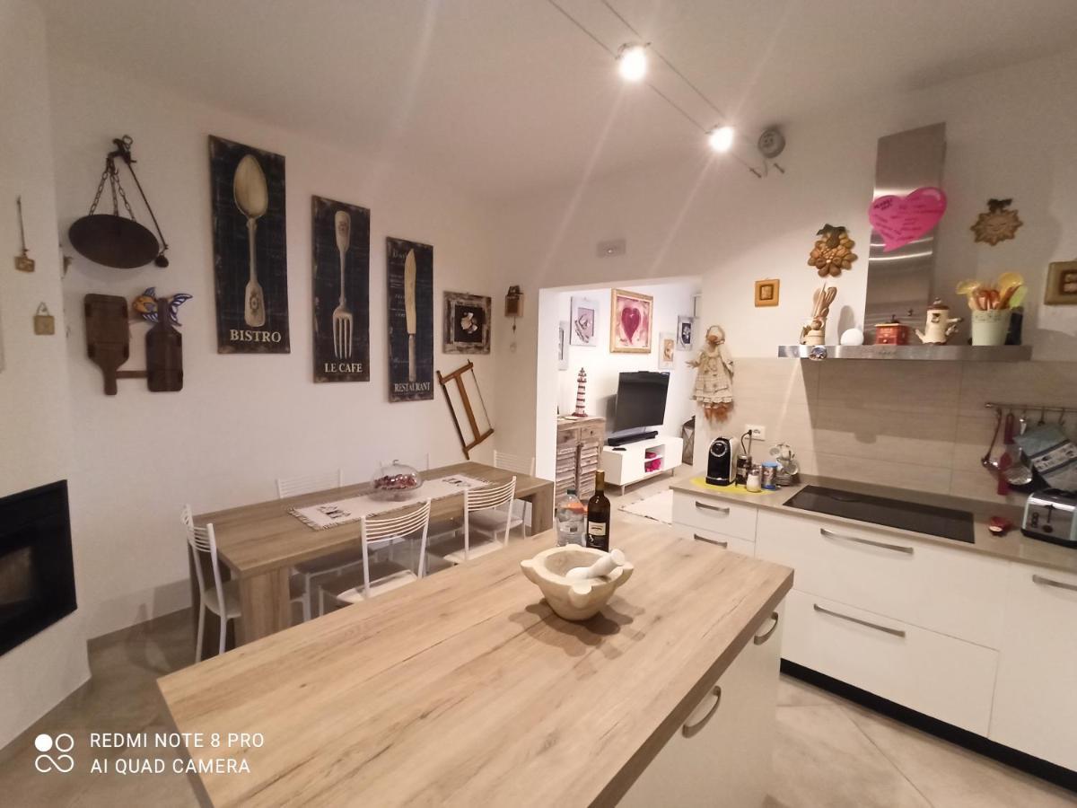 Il Don Minzoni 98 "Casa Vacanze" Lido di Camaiore Exterior foto