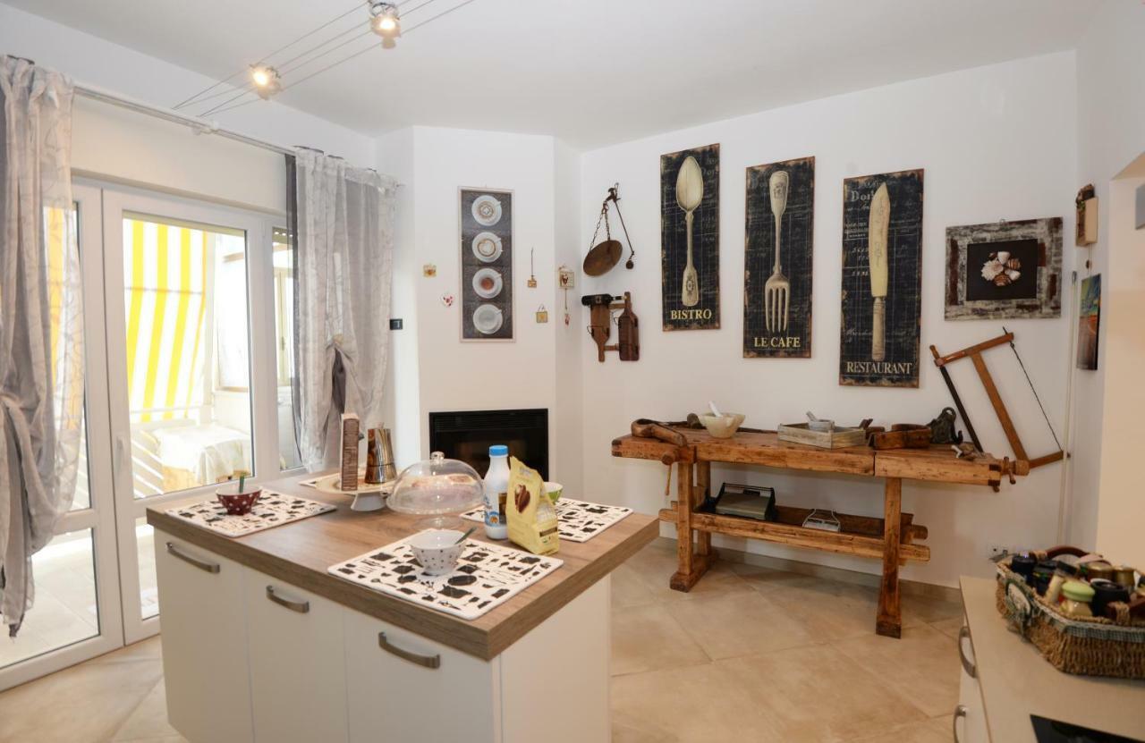 Il Don Minzoni 98 "Casa Vacanze" Lido di Camaiore Exterior foto